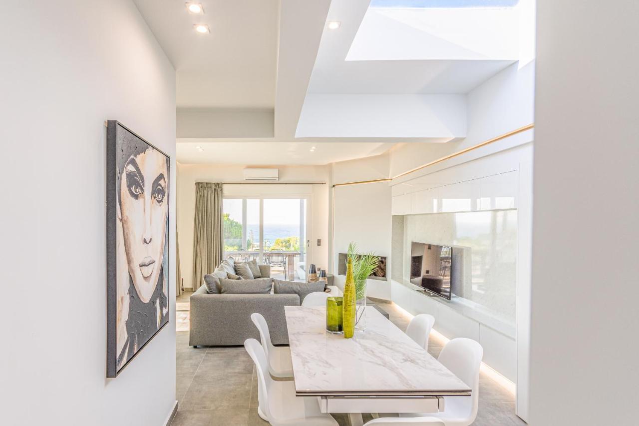 Queen'S Gem Luxury Villa - Heated Jacuzzi & Pool แอร์ซอนิสซอส ภายนอก รูปภาพ